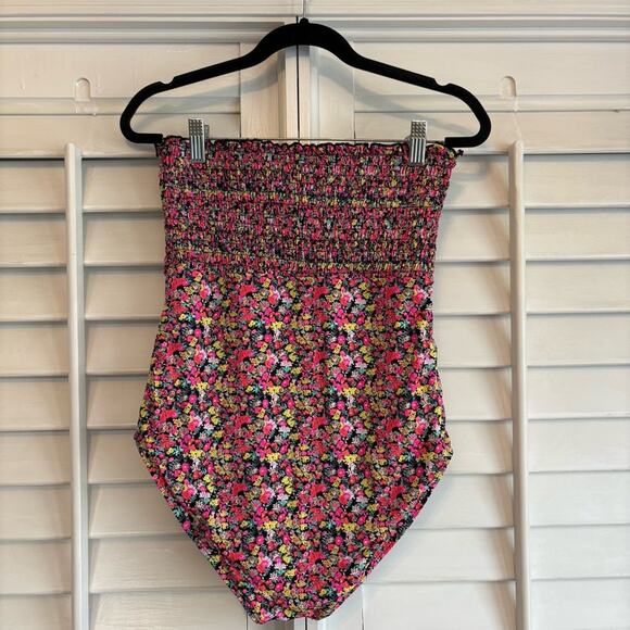 Baltic Born Nikki Black And‎ Pink Floral One Piece Swimsuit Size Medium - Picture 2 of 7